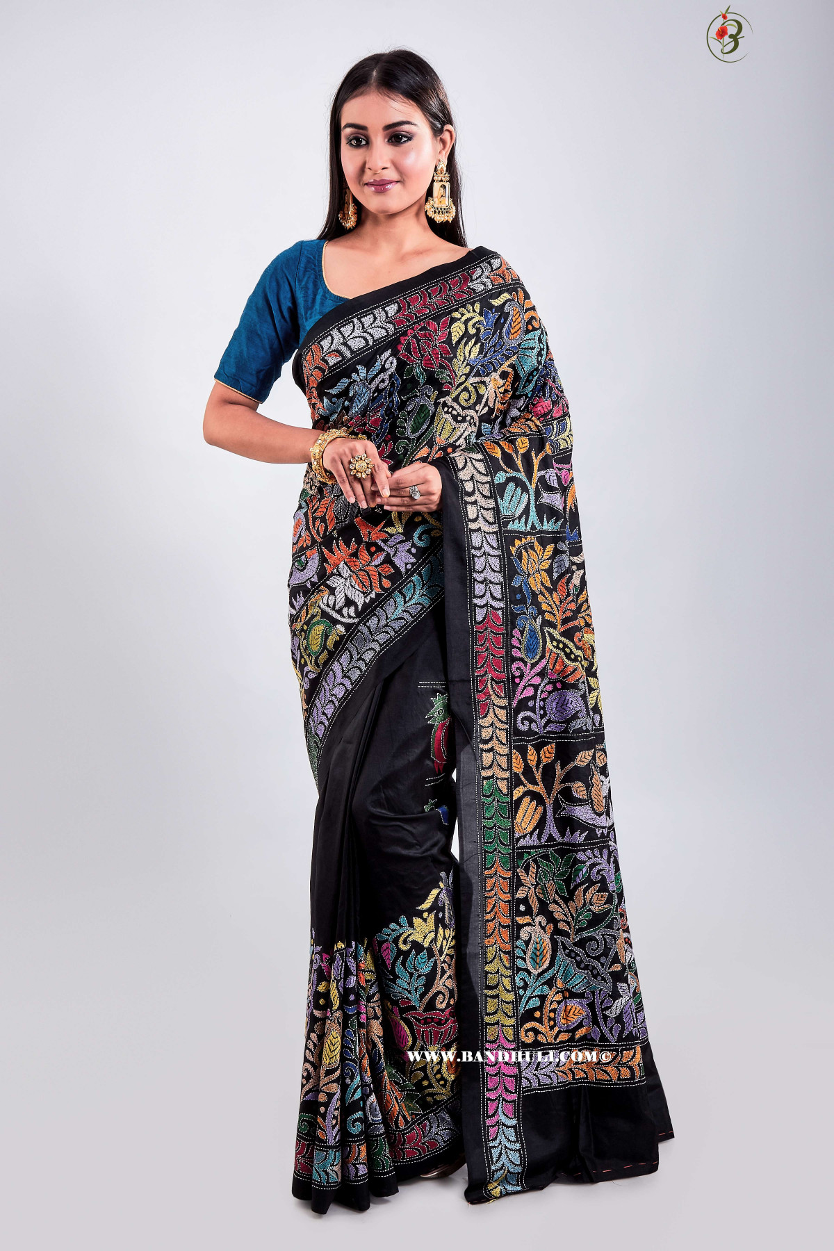 Tahni - Figure & flower motif Kantha Stitch Saree